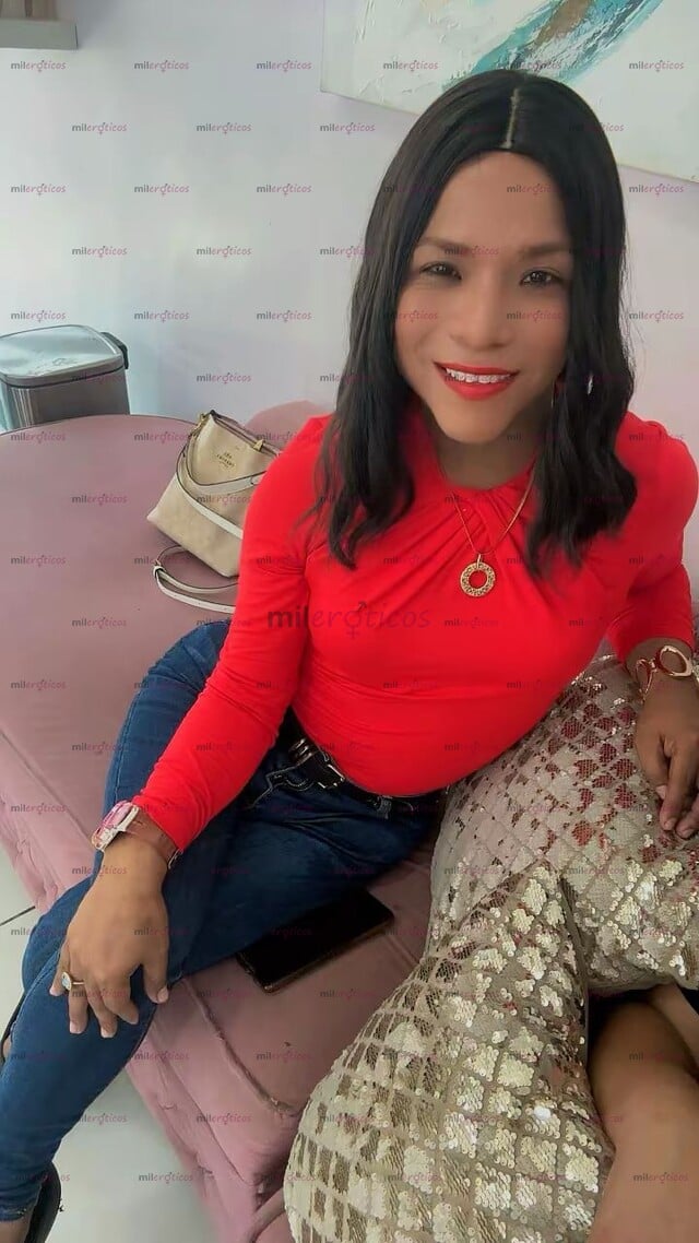 FOTOS DE HOLA SOY KARLA SERE TU PERRITA EN LA CAMA