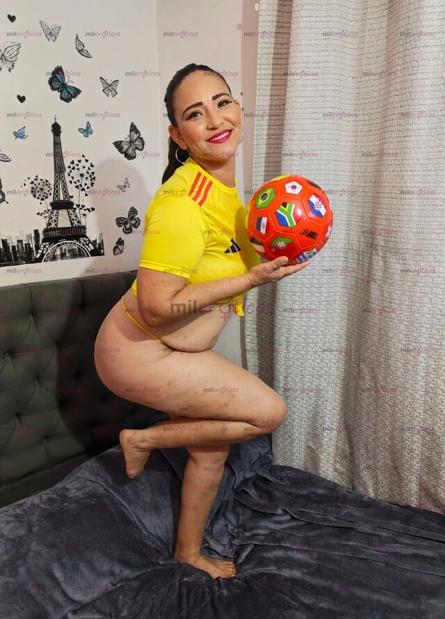 FOTOS DE TU NUEVA FUTBOLISTA QUE ESPERA VEN Y METEME EL GOOL AGUANTADORA