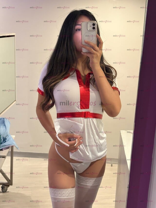 FOTOS DE BELLA Y FEMENINA Y A LA VEZ CALIENTE Y MUY PERVERTIDA HAGAMOS DE TODO PAPI