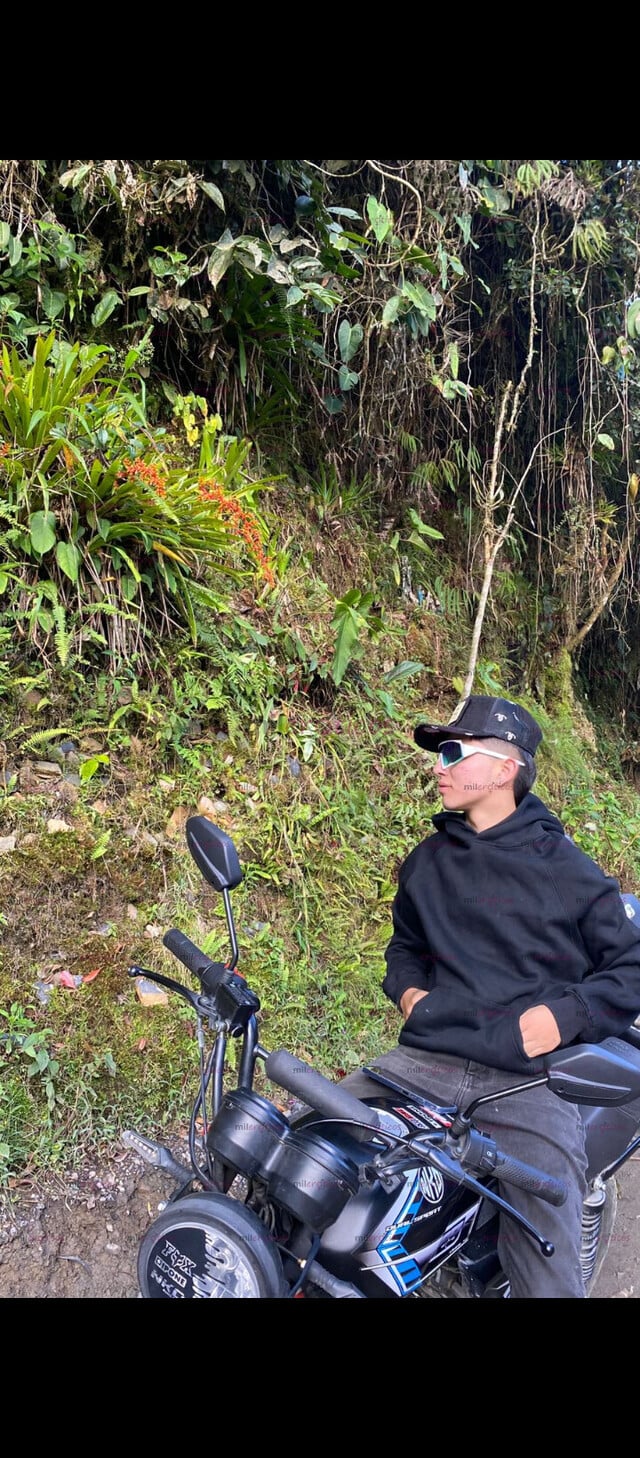 FOTOS DE HOLA SOY FABIÁN CHICO VERSÁTIL NUEVO EN TU CIUDAD