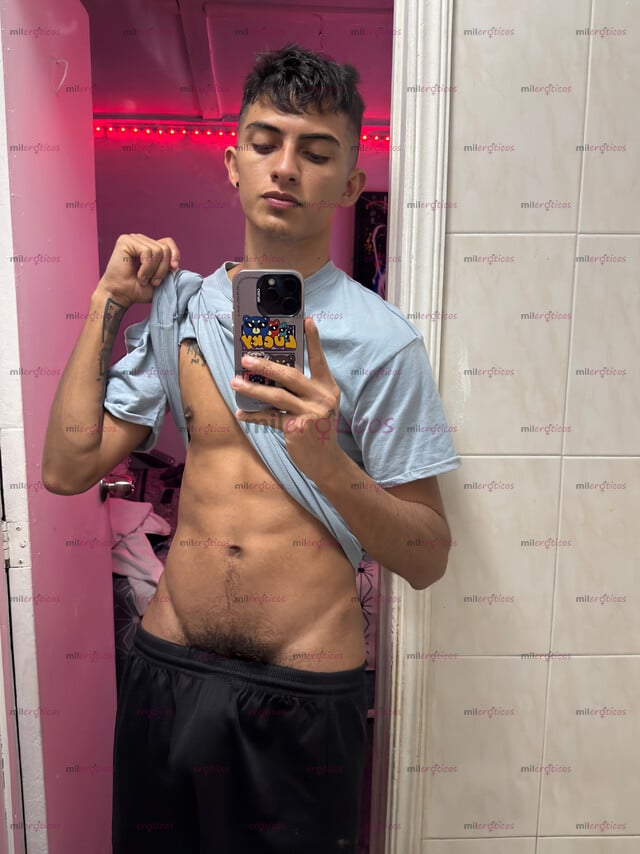 FOTOS DE FLACO CARIÑOSO COMPLACIENTE CON LUGAR DISCRETO