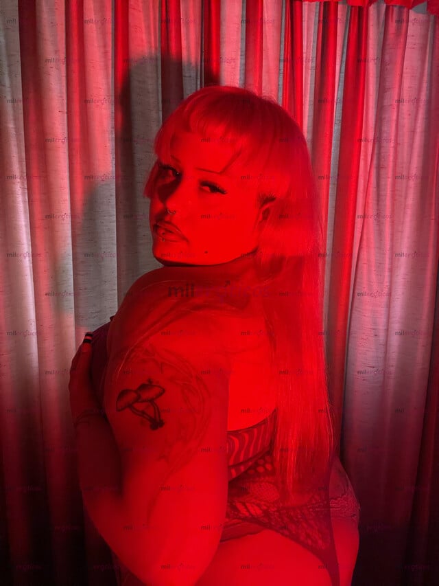 FOTOS DE GORDITA MUY APRETADITA, MOJADA Y EXTRA CALIENTE