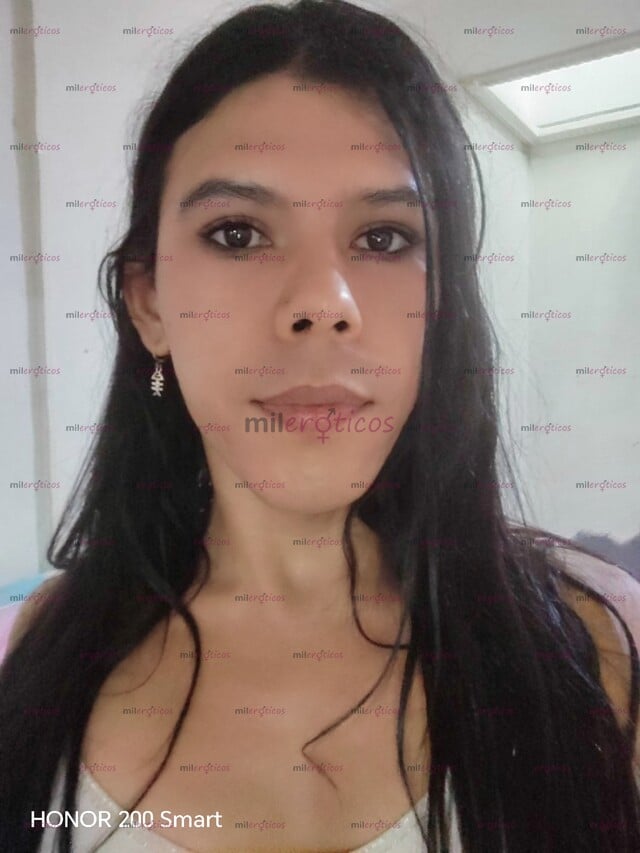 FOTOS DE SOLO DOMICILIOS, HORMONIZADA, NATURAL Y DELGADA