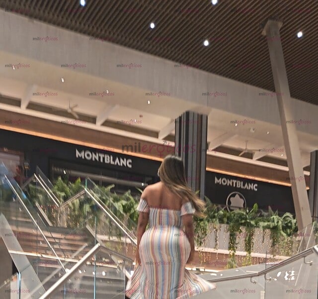 FOTOS DE MUÑEKOTA DE CHOCOLATE DE 169 DE ESTATURA MODELO MAMAZOTA25AÑOS REYNA DEL ANAL