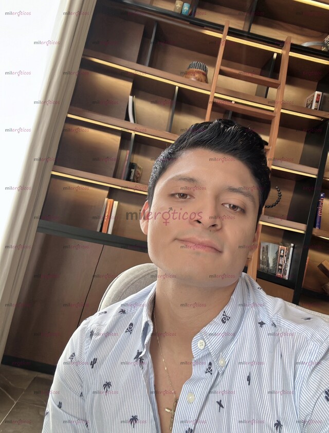 FOTOS DE VATO JOVEN GUAPO DISCRETO SÚPER CALIENTE DISPUESTO A COMPLACER EN TODO MOMENTO