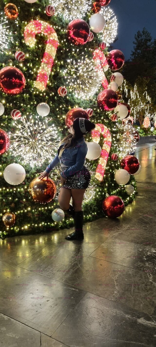 FOTOS DE MUÑEKOTA DE CHOCOLATE DE 169 DE ESTATURA MODELO MAMAZOTA25AÑOS REYNA DEL ANAL