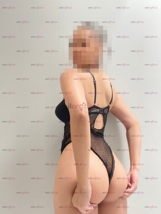 FOTOS DE ESTUDIANTE INICIANDO EN EL AMBIENTE 19 AÑOS CARA BONITA Y DELGADITA
