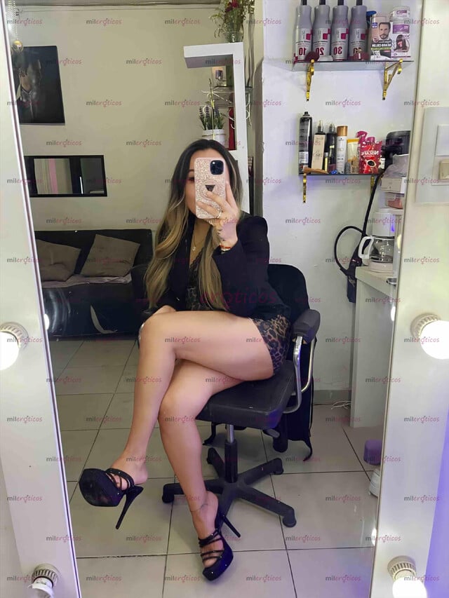 FOTOS DE ANA NICOLE EXPERTA EN PRIMERIZOS GOLOSITA CALIENTE CON LUGAR