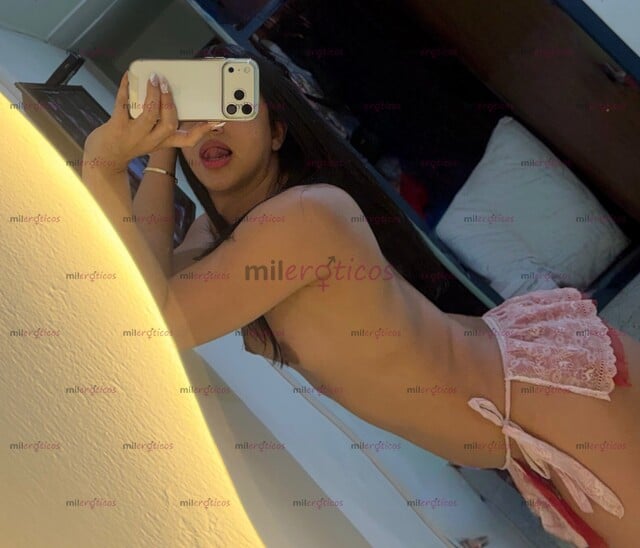 FOTOS DE EXCLUSIVA PASIVA UNIVERSITARIA DE PIEL CANELA PASIÓN Y CUERPO NATURAL DELICIOSO