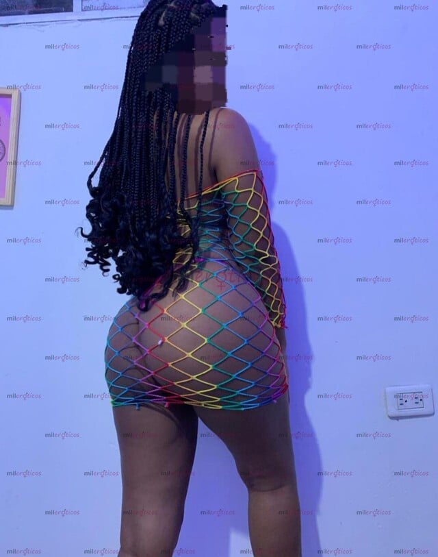 FOTOS DE SHANTAL MORENA RICA CON TETAS CARGADAS DE LECHE PARA QUE TE PEGUES COMO TERNERIT