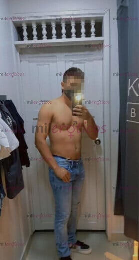 FOTOS DE MACHO VARONIL LISTO PARA ACOMPAÑARTE, SEDUCIRTE Y HACERTE LO MÁS FELIZ DEL MUNDO