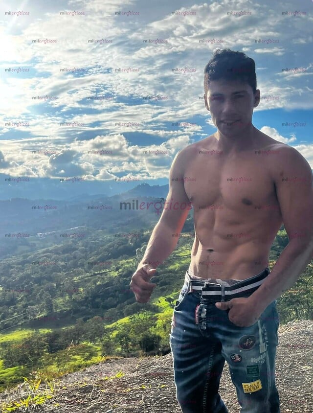 FOTOS DE HOLA JOVEN DE 27 AÑOS LLEGÓ PARA ATENDER TUS FETICHES MUJERES,