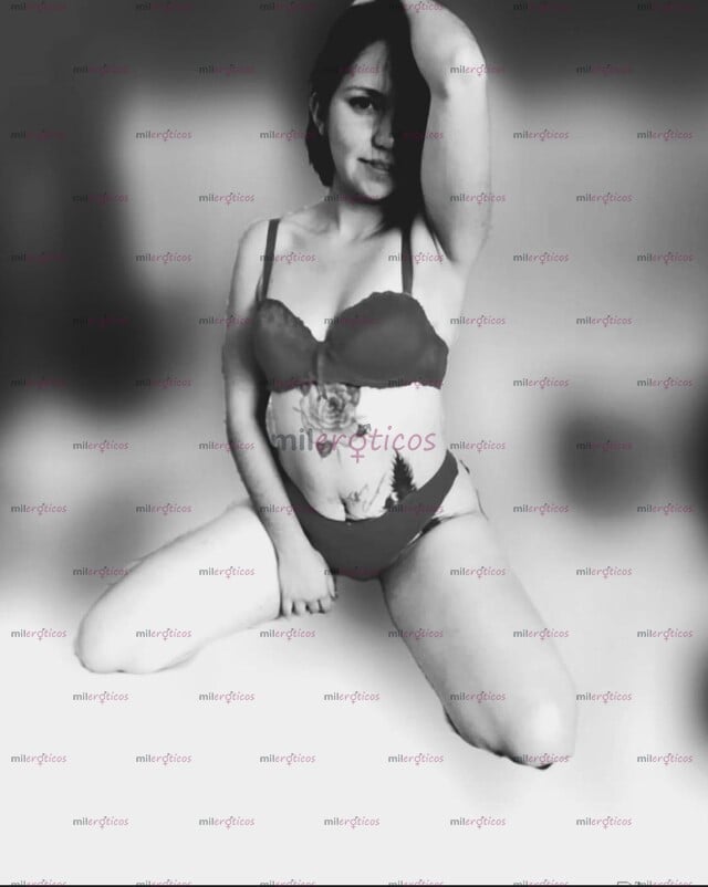 FOTOS DE NENA COMPLACIENTE, DISPUESTA A PASAR UN RICO MOMENTO AMOR