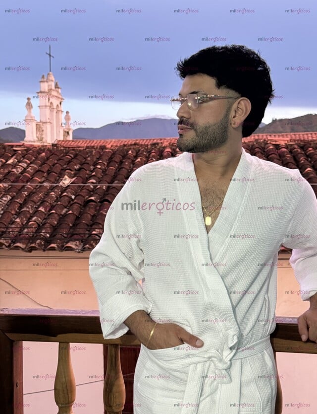 FOTOS DE VERSATIL VARONIL ,BUEN PORTE ,DISCRECIÓN Y SERIEDAD