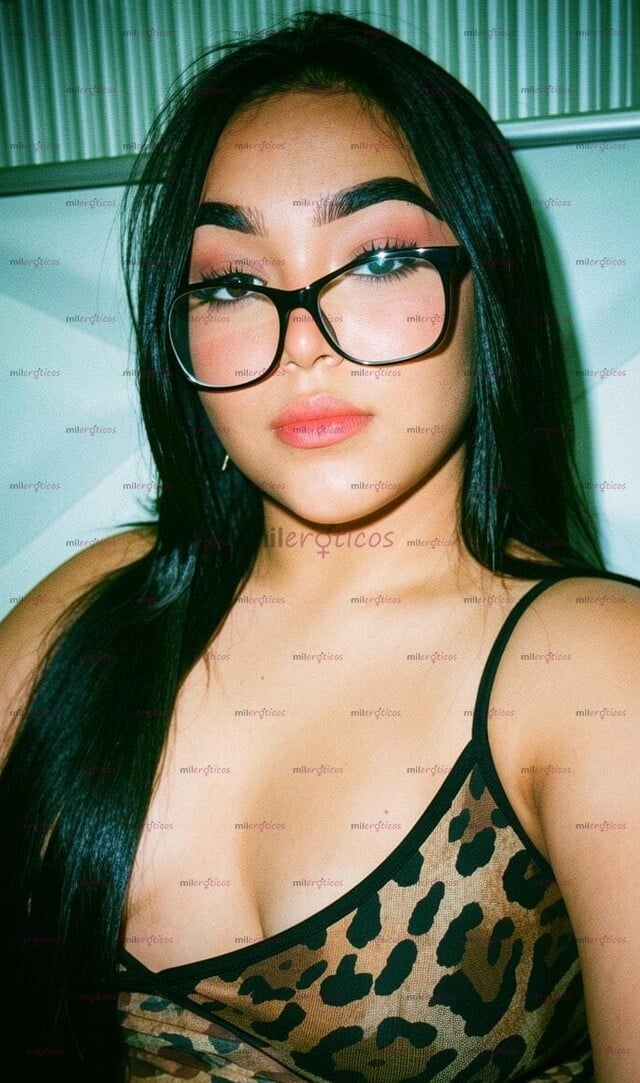 FOTOS DE HOLA SOY ROSITA VENGO A OFRECERLES EL MEJOR SERVICIO EN SEXO CHUPADAS