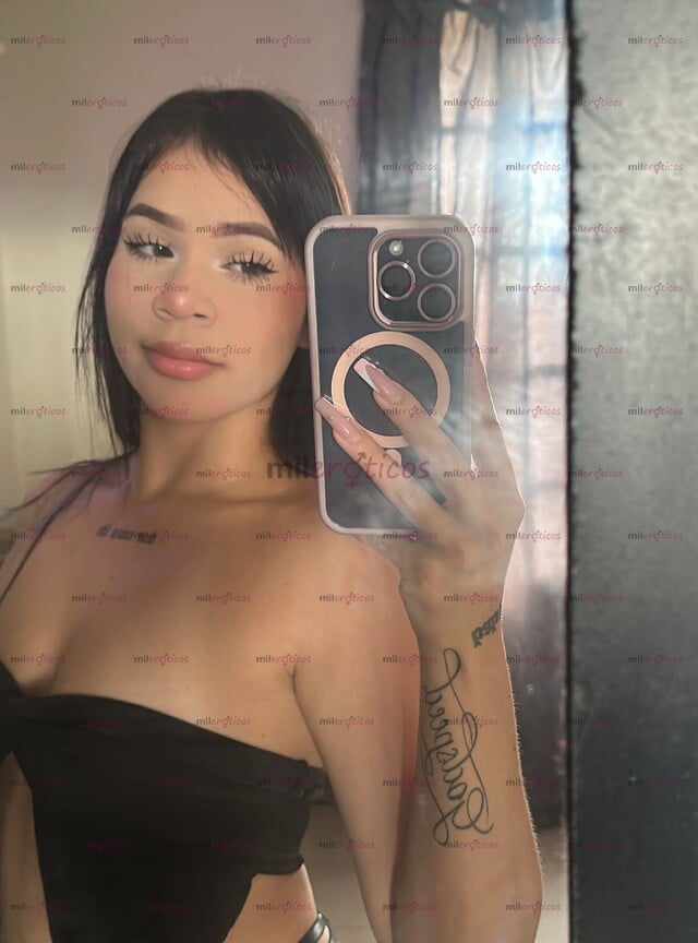 FOTOS DE CALIENTE VENEZOLANITA, HERMOSA FLAQUITA, ESTRECHITA Y APRETADITA