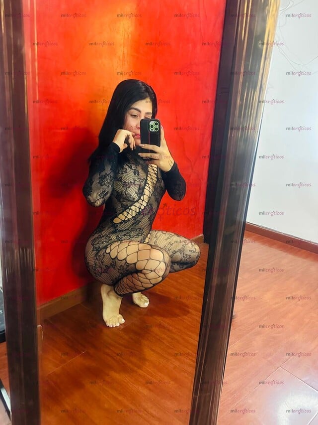 FOTOS DE EXCLUSIVA PELO NEGRA, EXÓTICA SÚPER CALIENTE