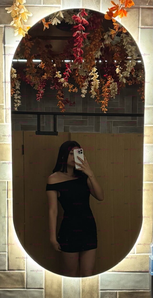 FOTOS DE VALENTINA NUEVA 19 AÑOS ALTA DELGADA PIEL CLARA