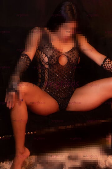 FOTOS DE JOVENSITA DE 26 AÑITOS DELGADITA LINDA PIERNONAS CUERPO DE GYM ABDOMEN TONIFICAD