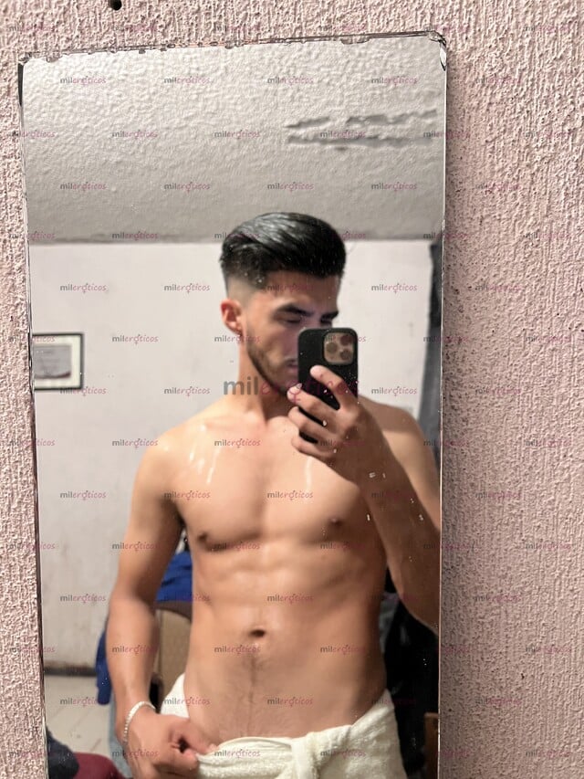 FOTOS DE JOVEN VARONIL LISTO PARA CUMPLIR TUS FANTASÍAS !!!