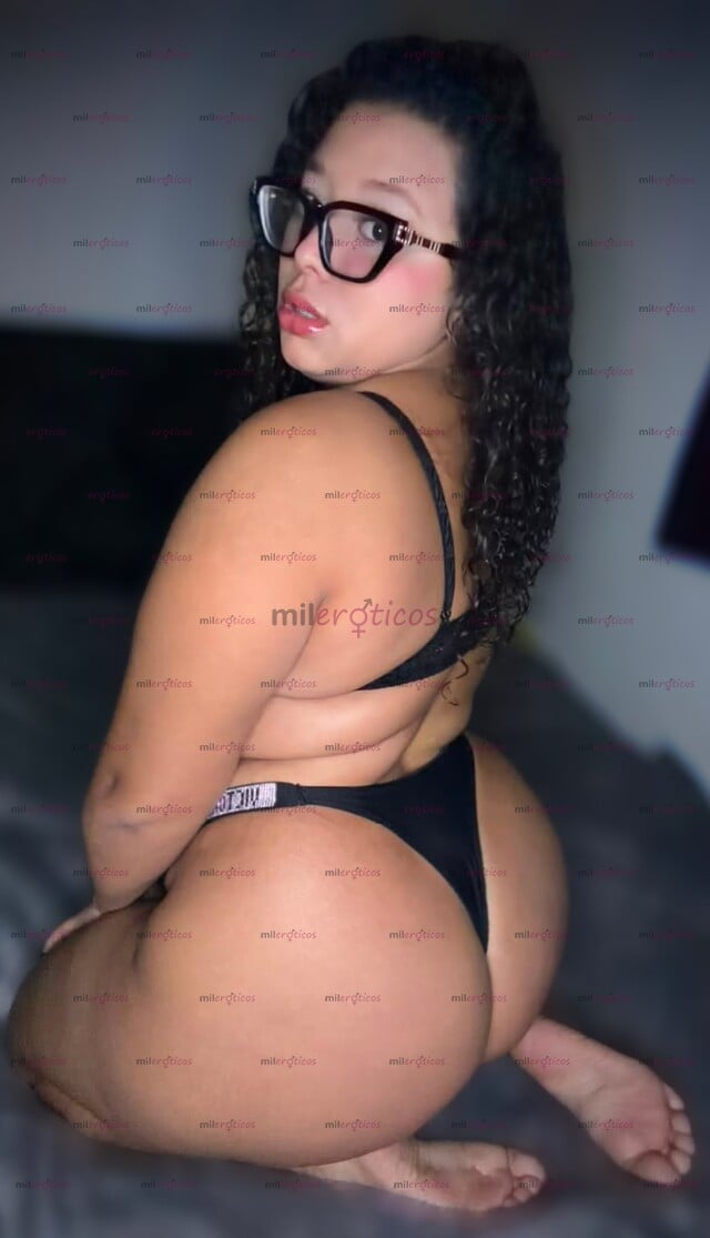 FOTOS DE 3MIN X 5MIL: TE GUSTAN CHIQUITAS Y PERRITAS? DIOSA DE LOS FETICHES Y SQUIRT