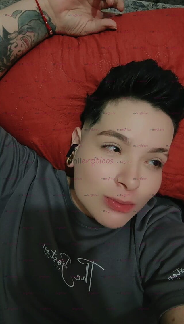 FOTOS DE DESEAS EXPLORAR TU MENTE DISFRUTAR CADA CONTENIDO CHICA GORDITA TOMBOY