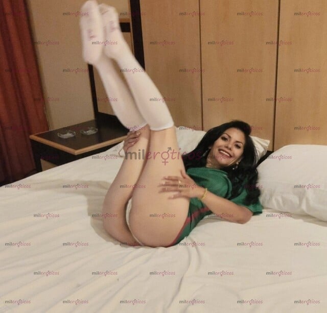 FOTOS DE MAYRIN,HERMOSA JOVEN MODELO,MASAJISTA PROFESIONAL.