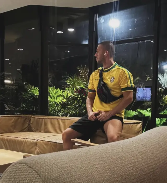 Receber uma mensagem sua e dizer que sua vida nao e mais a mesma depois que nos encontramos e saber que estou no caminho certo o misterio escondido e...