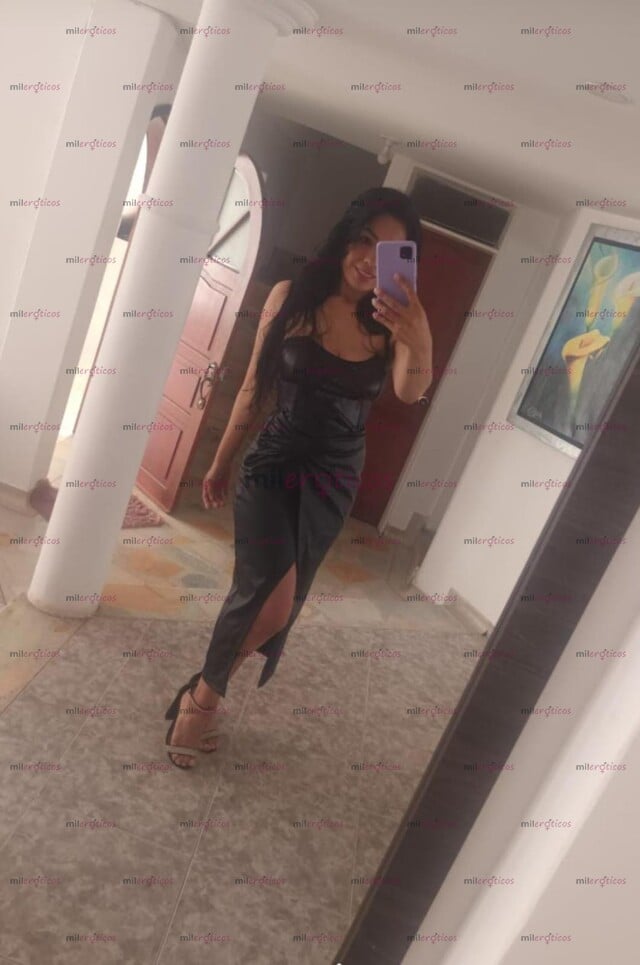 FOTOS DE LINDA Y ATRACTIVA ESTUDIANTE EJECUTIVA 26 AÑITOS