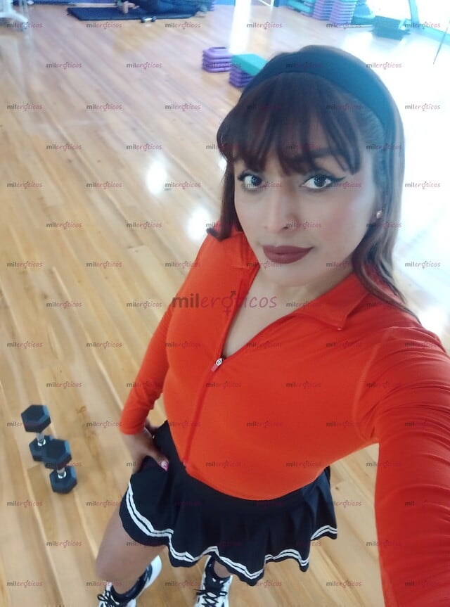 FOTOS DE NACI BIEN BONITA Y EL MUNDO A DE PAGAR CON MIS RICAS MAMADAS Y SENTONES