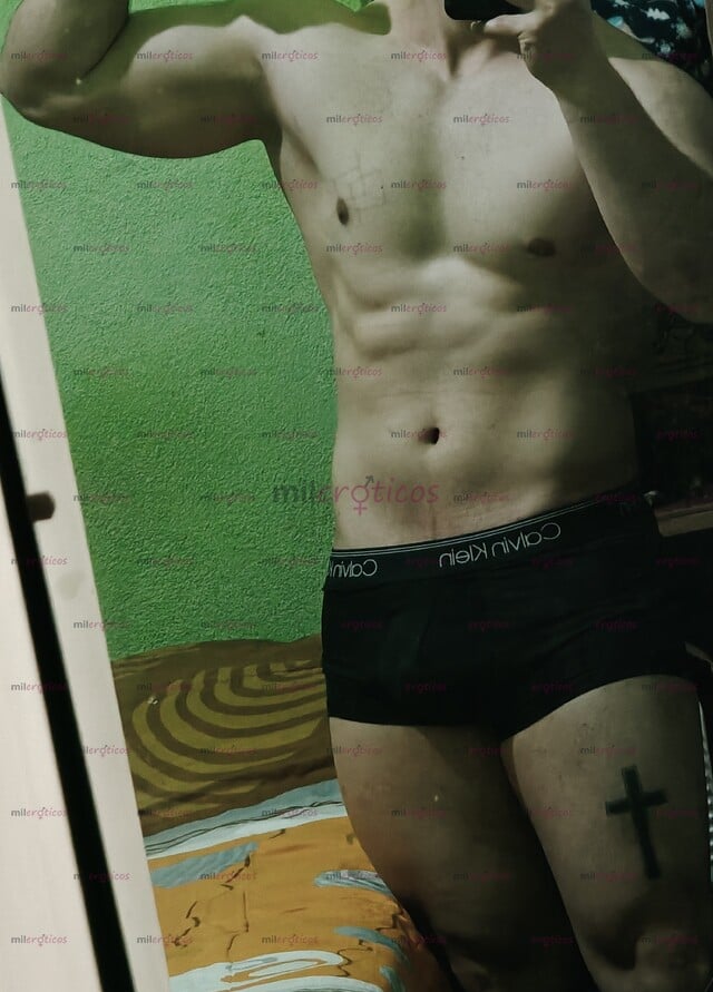 FOTOS DE GIGOLÓ SOLO PARA MUJERES, SOLO LO MEJOR !!