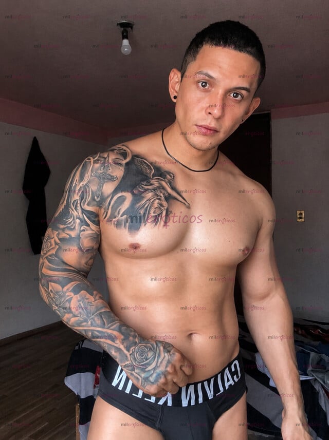 FOTOS DE VARON VENEZOLANO ALBAÑIL MUSCULOSO 100% REAL