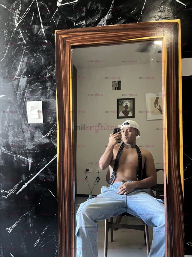 FOTOS DE ACTIVO VARONIL 21 AÑOS VEN Y PASEMOS UN RATO RICO. .
