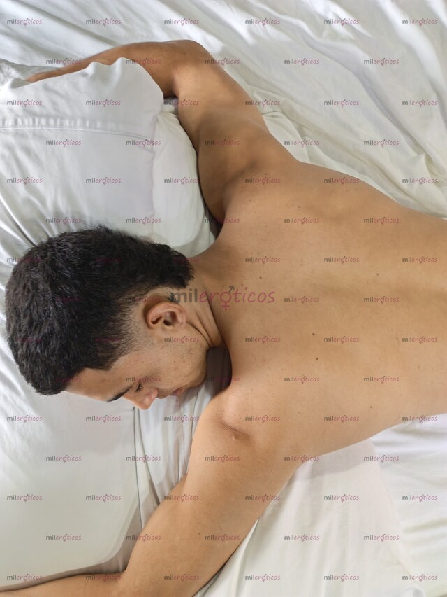 FOTOS DE CHICO SEXY ATLÉTICO BUEN AMANTE COMPLACIENTE Y CARIÑOSO