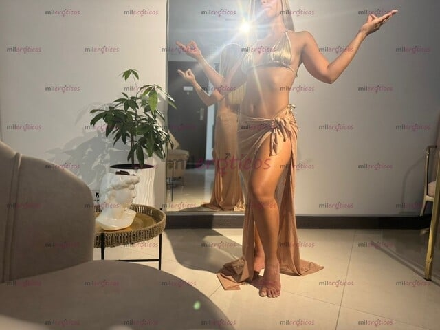 FOTOS DE MASAJISTA RUBIA VIVE UNA EXPERIENCIA SENSORIAL