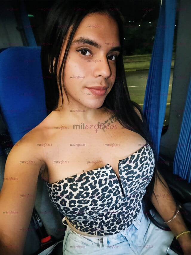FOTOS DE CAROLINA ALZATE COMPLACIENTE! CALEÑA DE PASO POR POCOS DÍAS