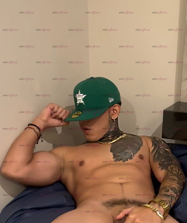 FOTOS DE NUEVO HOMBRE CHACAL TATUADO 100% RICO PARA COMPLACER TODAS TUS NECESIDADES