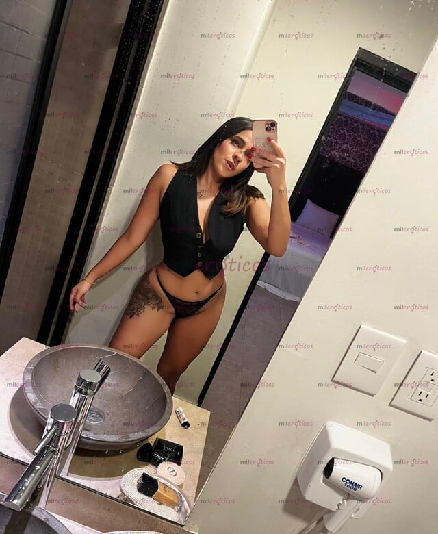 FOTOS DE HOLA MI AMOR ESTOY DISPUESTA PARA TI BEBÉ ESTOY MUY CACHONDA