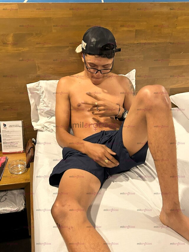 FOTOS DE POLLO VERGON 23CM ARRECHO ME GUSTAN PERO BIEN PERRITAS QUE LES GUSTEN LOS MACHOS