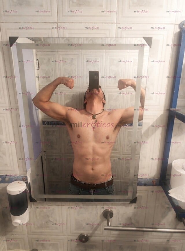 FOTOS DE MADURO BIEN DOTADO,DISCRECIÓN Y SATISFACCIÓN EN UN SOLO LUGAR