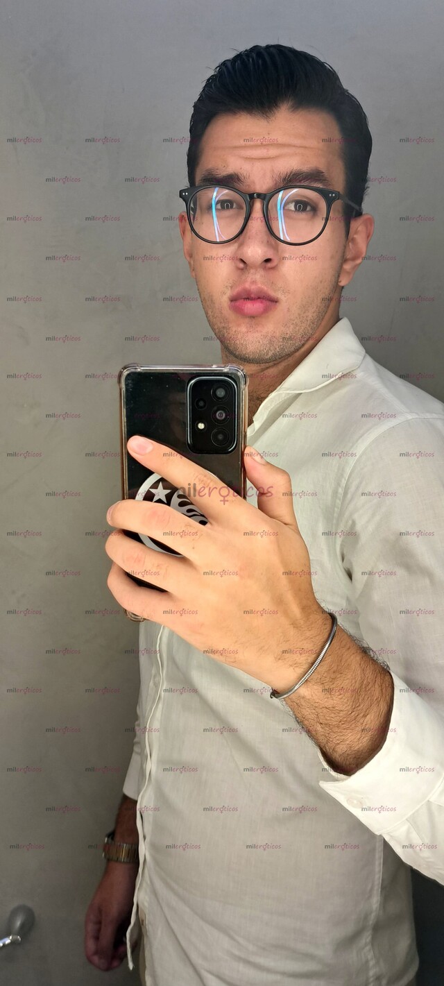 FOTOS DE SOY DOTADO, MUY ALTO, COMPLACIENTE,HAGO FANTASÍAS