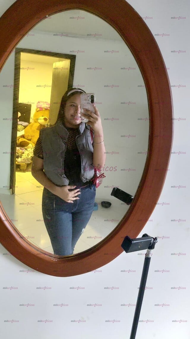FOTOS DE SOY EMMA, DELICIOSA UNIVERSITARIA RECIÉN LLEGADA A TU CIUDAD