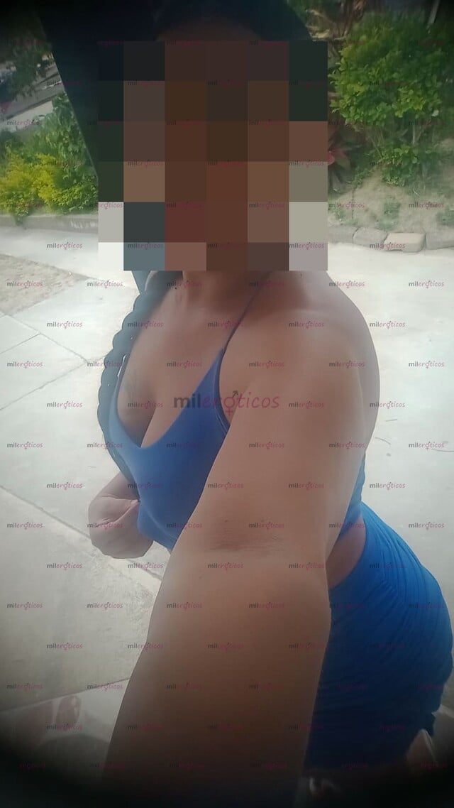 FOTOS DE MORENA GOLOSA CON GANAS DE LECHE,VEN A DIVERTIRTE UN POCO!!