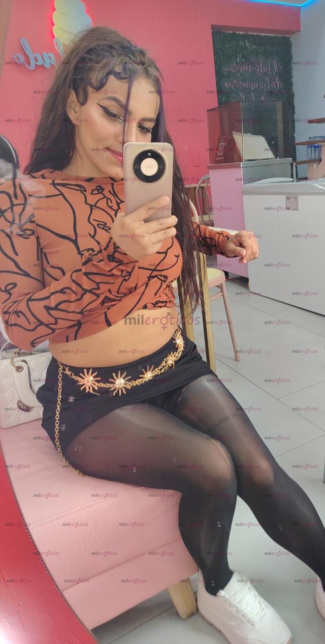 FOTOS DE HOLA MUCHO GUSTO MI NOMBRE ES GEMA UNA MUJER MUY EXTROVERTIDA ABIERTA MUCHAS COS