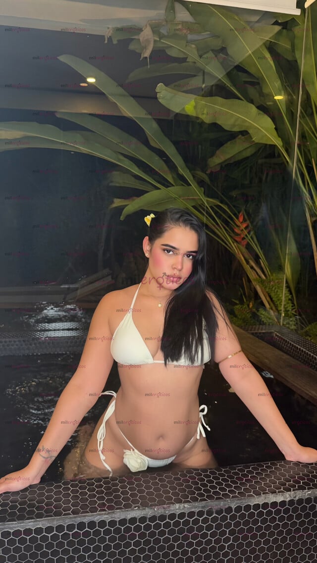 FOTOS DE SOY SOFIA UNA CHICA MUY ARDIENTE, HAGO DOMI Y TENGO SITIO PRIVADO