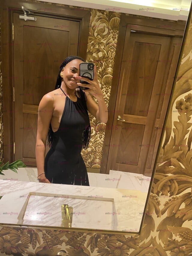 FOTOS DE HOLA SOY MARÍA JOSÉ UNA MORENA LLENA DE MUCHAS PASIÓN Y COMPLACIENTE