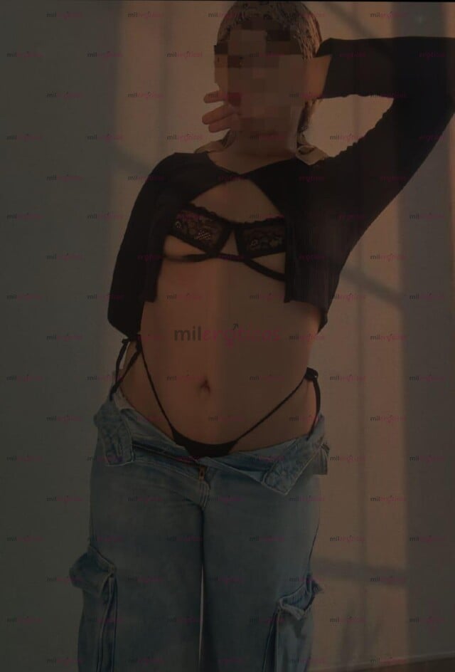 FOTOS DE ESCORT DE HERMOSO CUERPO Y COLA GRANDE SUPER CALIENTE
