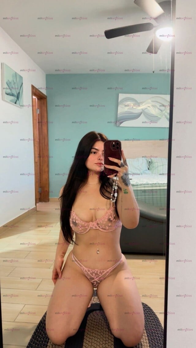 FOTOS DE PAULINA CON UN CUERPO ESCULTURAL Y UNA CARITA DE ÁNGEL