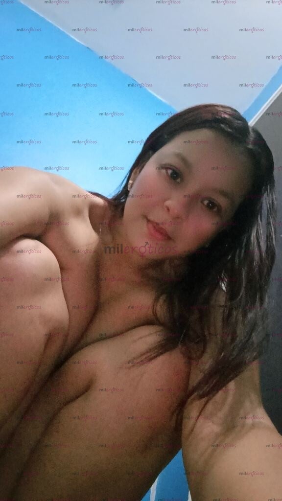 FOTOS DE PROMO 7 CON TETONA RICA DE INFARTO, TE SACARÉ LA LECHE Y LA PASAREMOS DELI