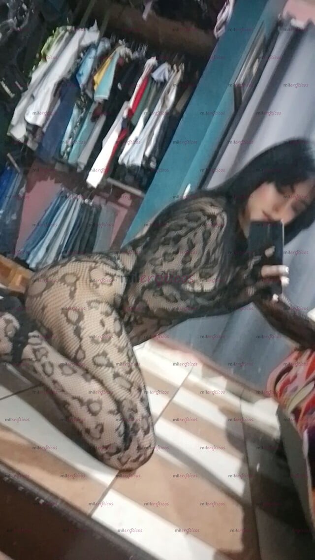FOTOS DE ISABELLA HERMOSA. EXTREMADAMENTE FEMENINA DESIPUESTA A CUMPLIR TODAS TUS FANTASÍ